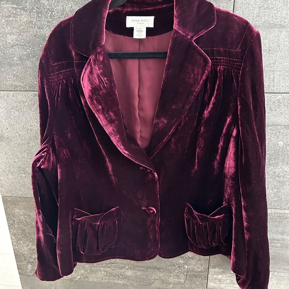 Nine West Woman Burgundy Velvet Jacket Size 18 W - Picture 3 of 9